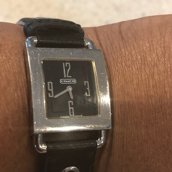 Coach watch - Picture 3 of 8